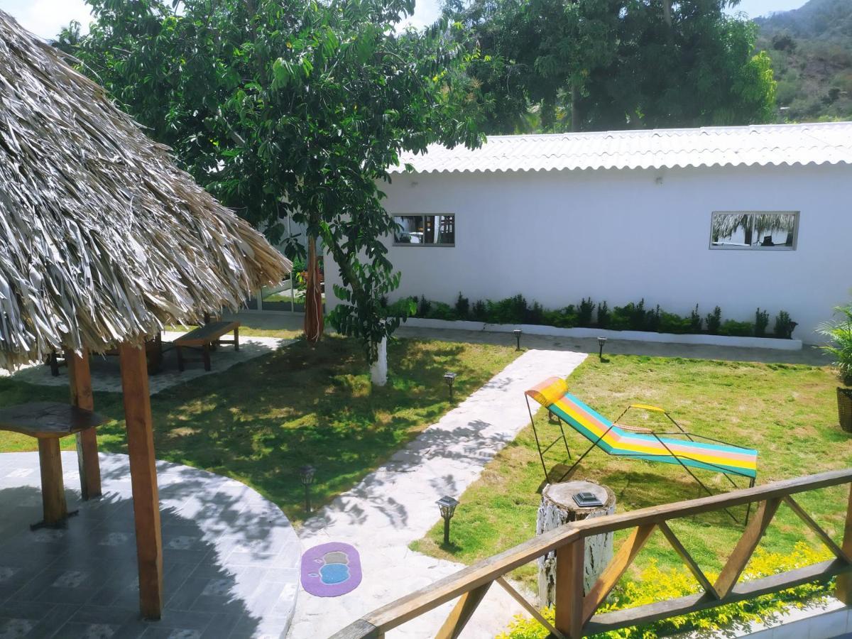 Hostal La Sierra Nevada Palomino Exterior photo