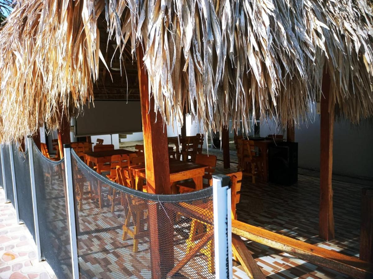 Hostal La Sierra Nevada Palomino Exterior photo