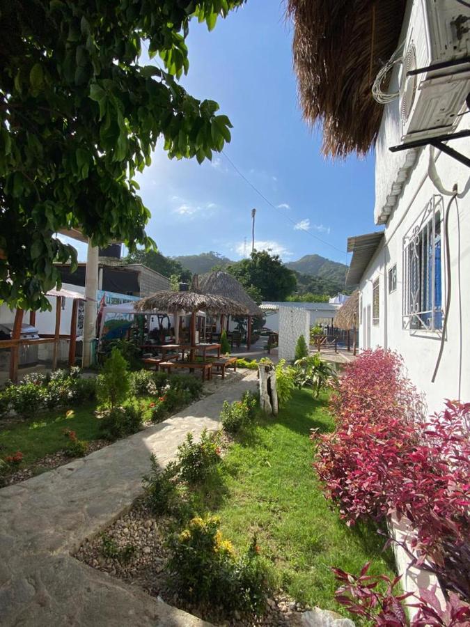 Hostal La Sierra Nevada Palomino Exterior photo